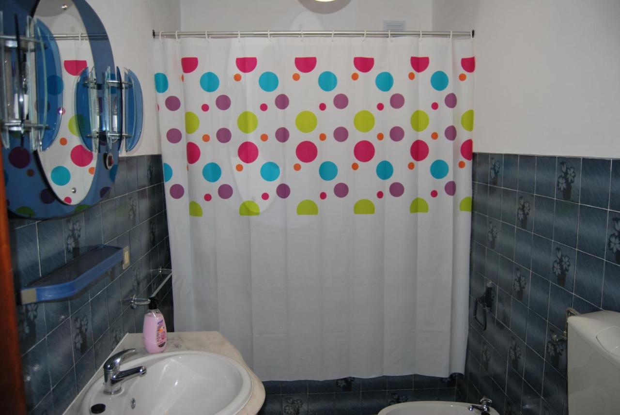 Apartamentos Mota Nazaré Exteriör bild