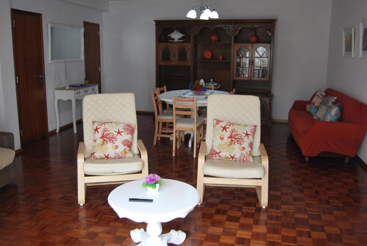 Apartamentos Mota Nazaré Exteriör bild